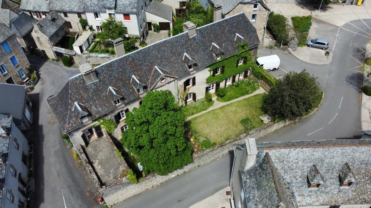 Chambres D'Hotes L'Arche D'Yvann Campuac Exteriör bild