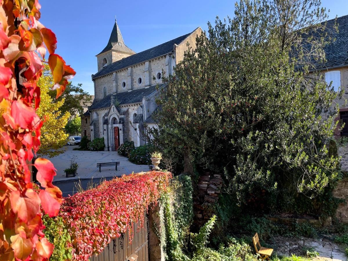 Chambres D'Hotes L'Arche D'Yvann Campuac Exteriör bild